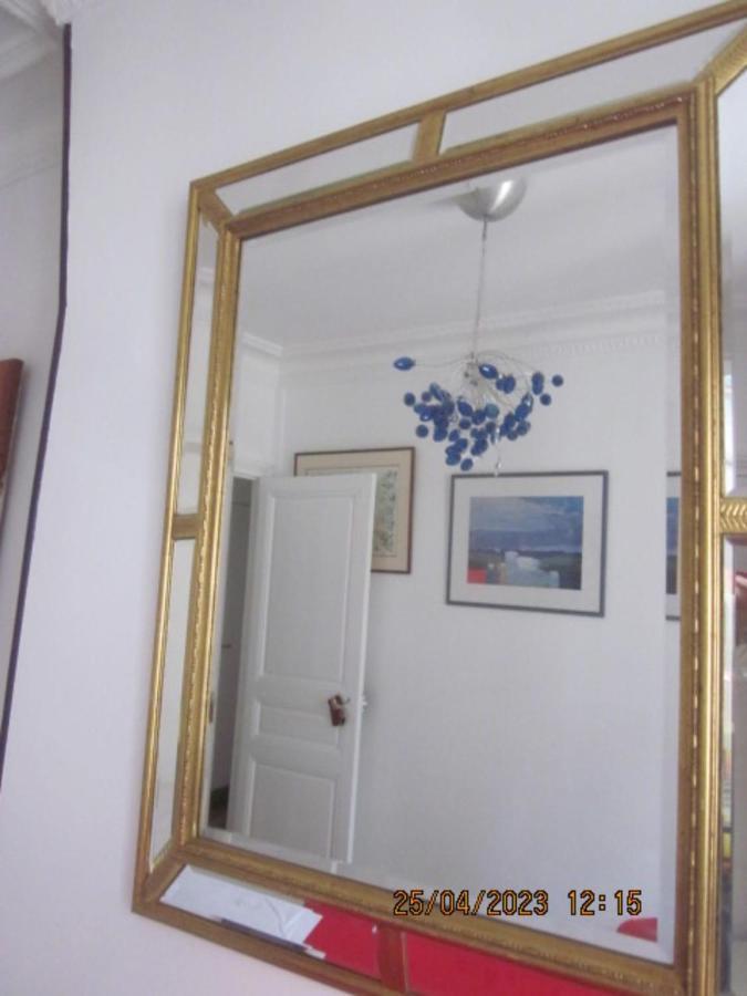 Bed And Breakfast Paris Centre Exteriör bild