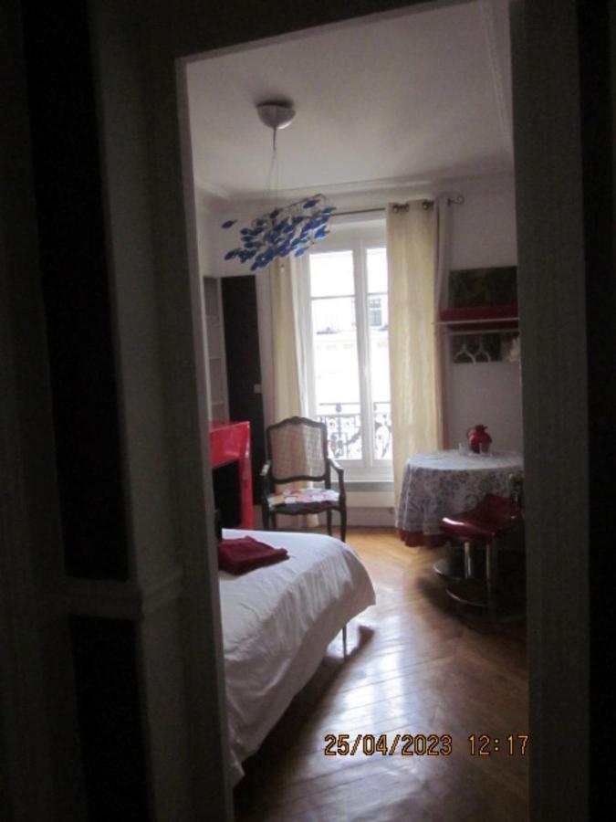 Bed And Breakfast Paris Centre Exteriör bild