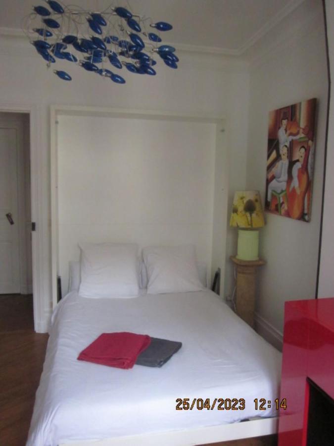 Bed And Breakfast Paris Centre Exteriör bild