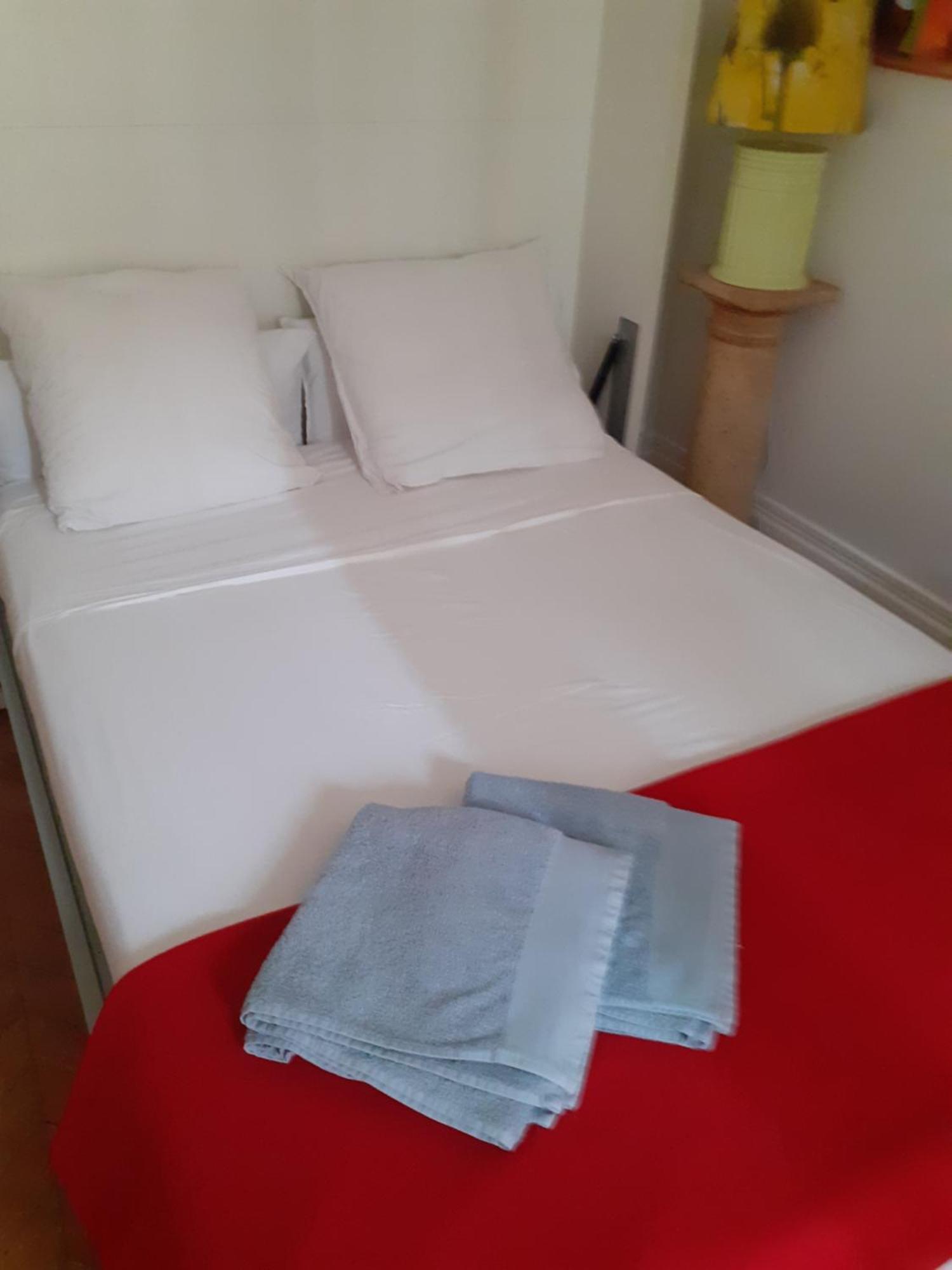 Bed And Breakfast Paris Centre Exteriör bild