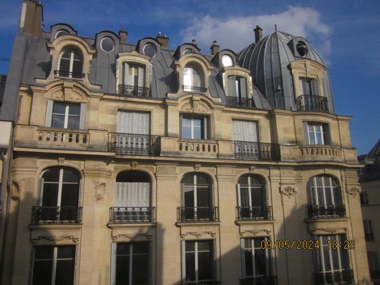 Bed And Breakfast Paris Centre Exteriör bild