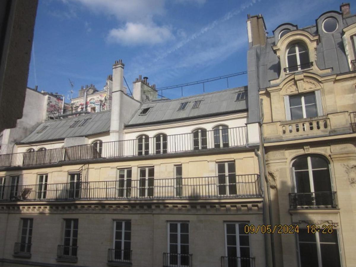 Bed And Breakfast Paris Centre Exteriör bild